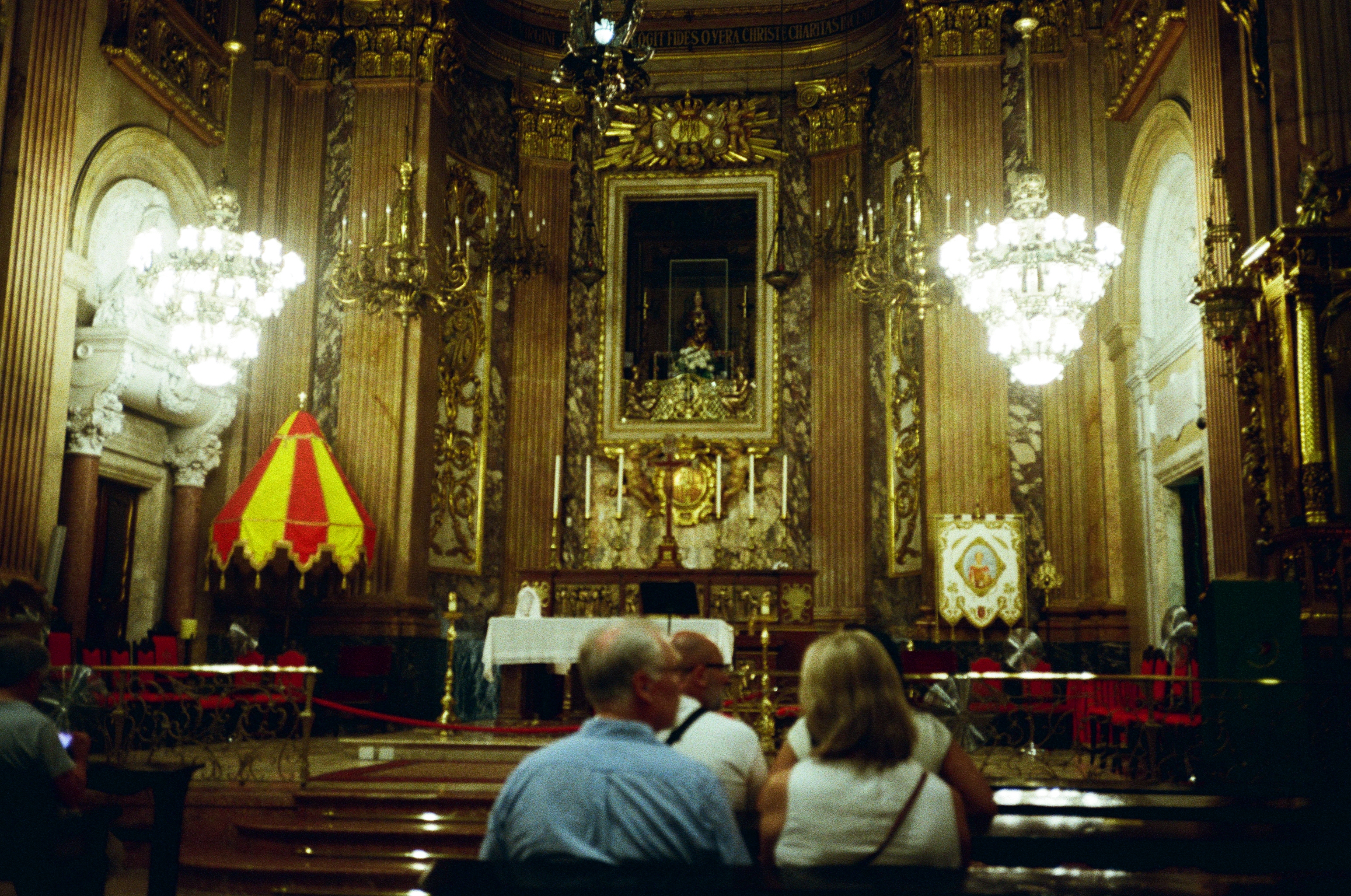 Basílica de la Mercè - Yashica T4D, Kodak Gold 400